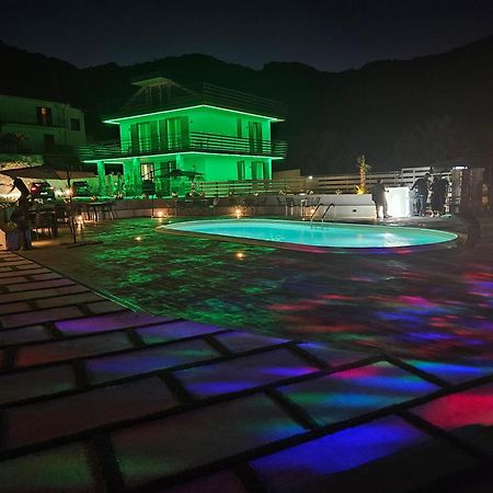 Tenuta Croce Appartamento Karol-Piscina-Vista Mare Salerno Kültér fotó