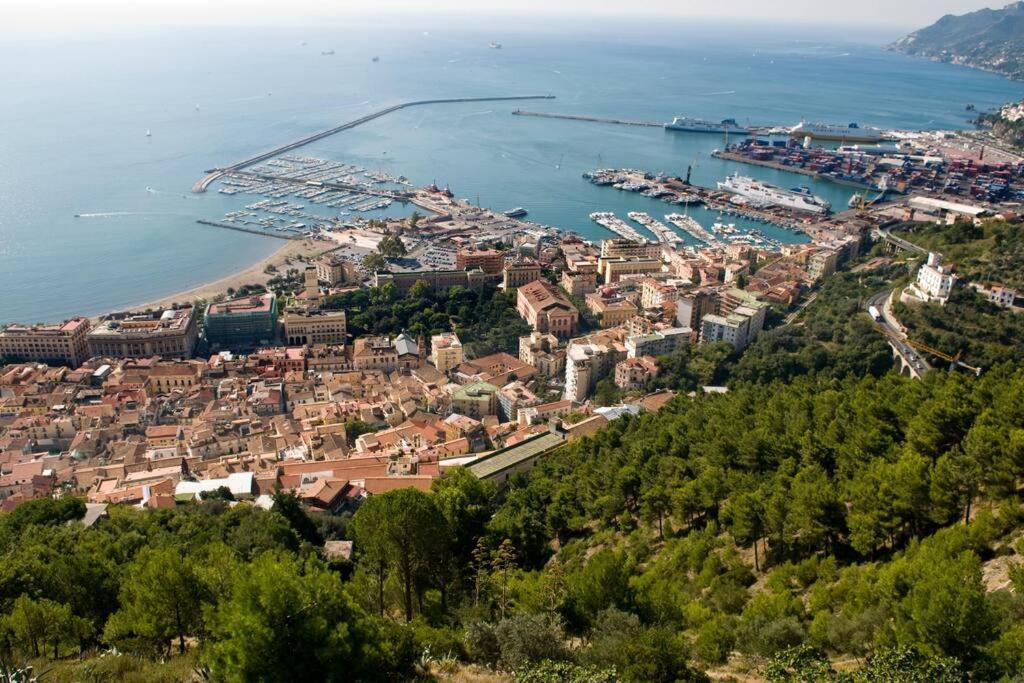 Tenuta Croce Appartamento Karol-Piscina-Vista Mare Salerno Kültér fotó